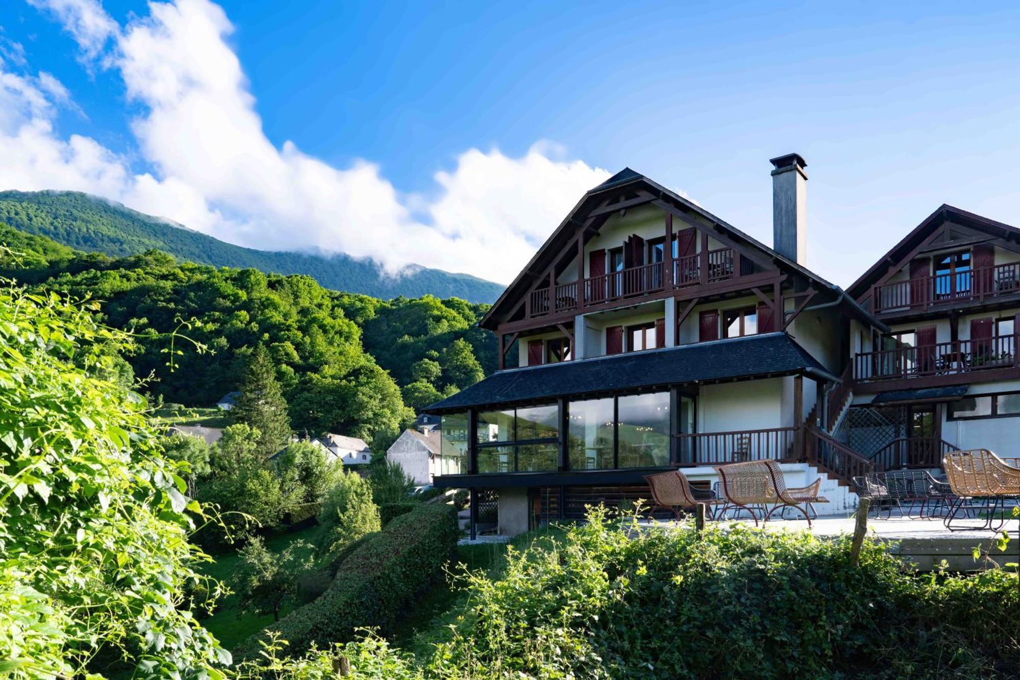 Logis Hotel Etchemaite Larrau Exteriér fotografie