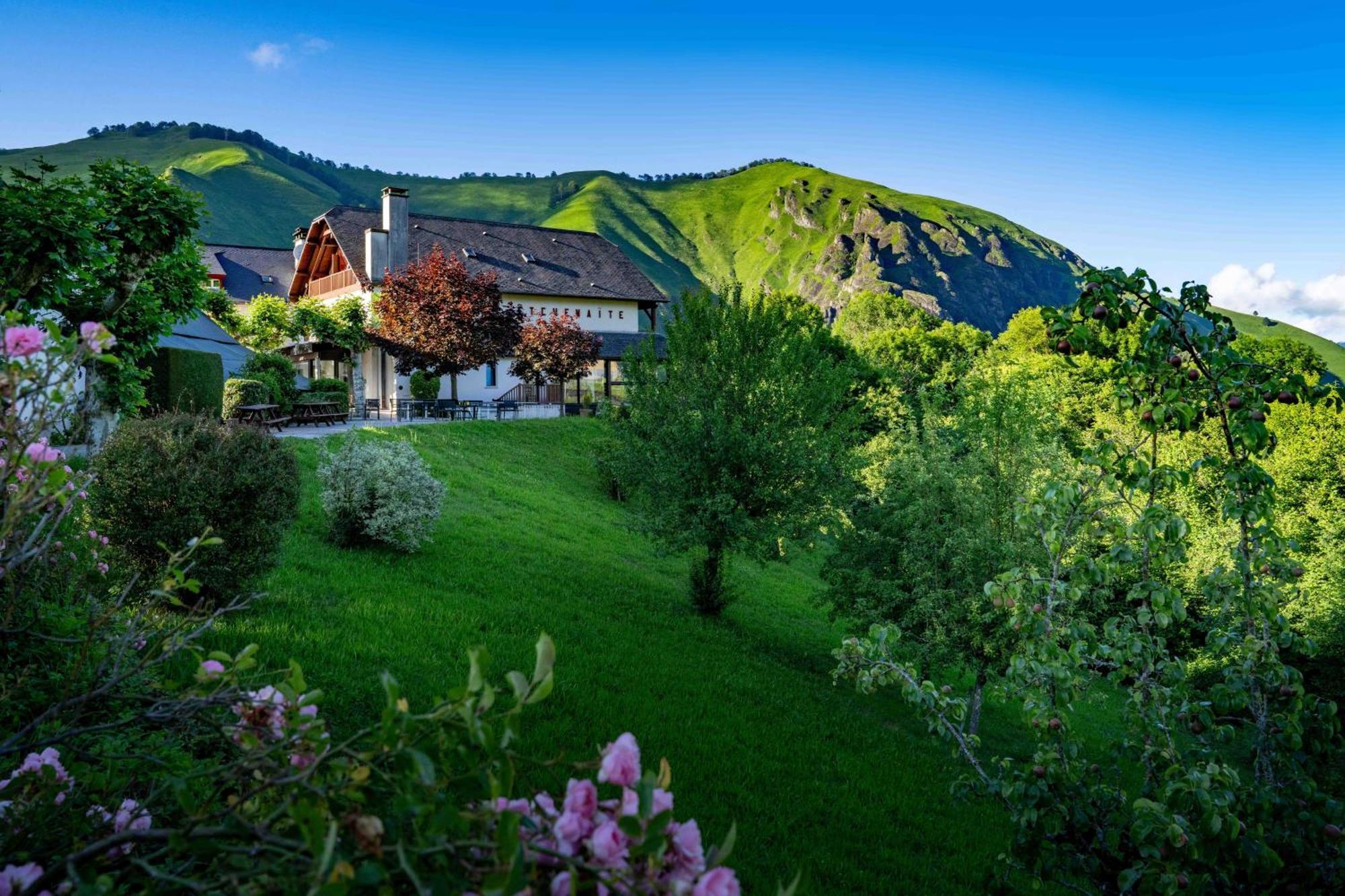 Logis Hotel Etchemaite Larrau Exteriér fotografie