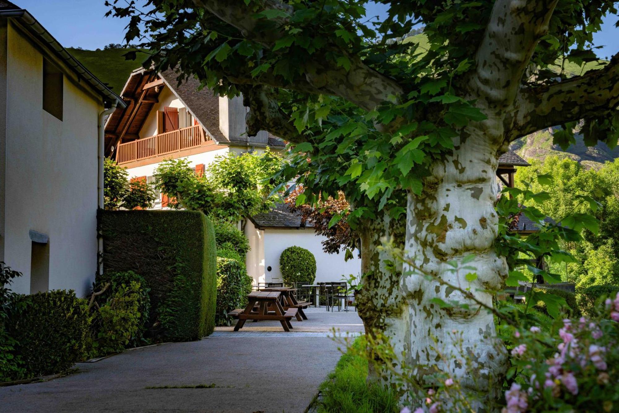 Logis Hotel Etchemaite Larrau Exteriér fotografie