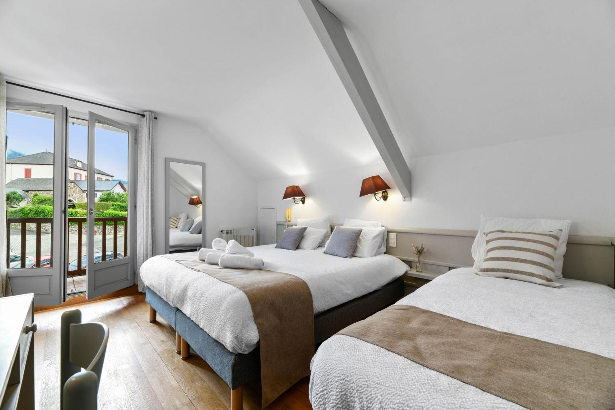 Logis Hotel Etchemaite Larrau Exteriér fotografie