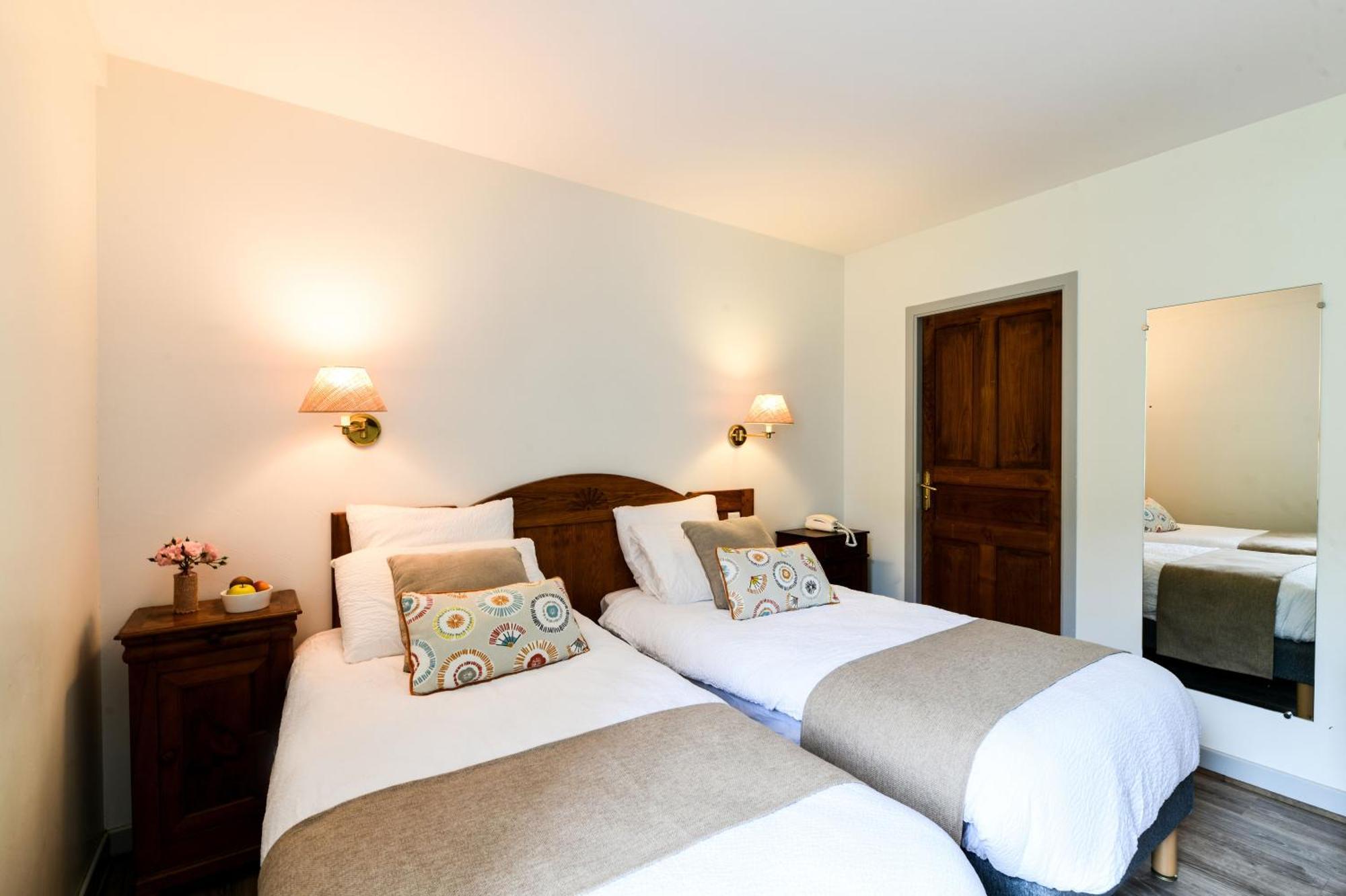 Logis Hotel Etchemaite Larrau Exteriér fotografie